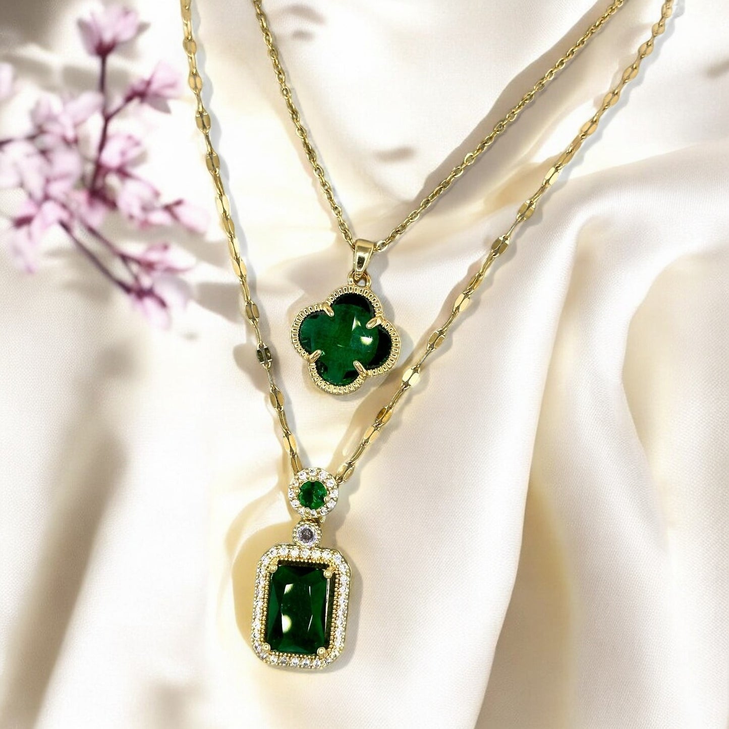 Lucky Green Clover Necklace – Gold-Plated