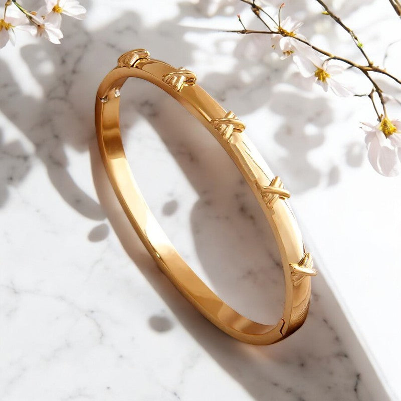 Minimalist Gold Cross Bracelet