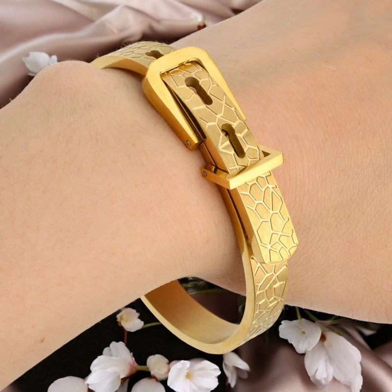 Chic Belt-Inspired Bangle Bracelet