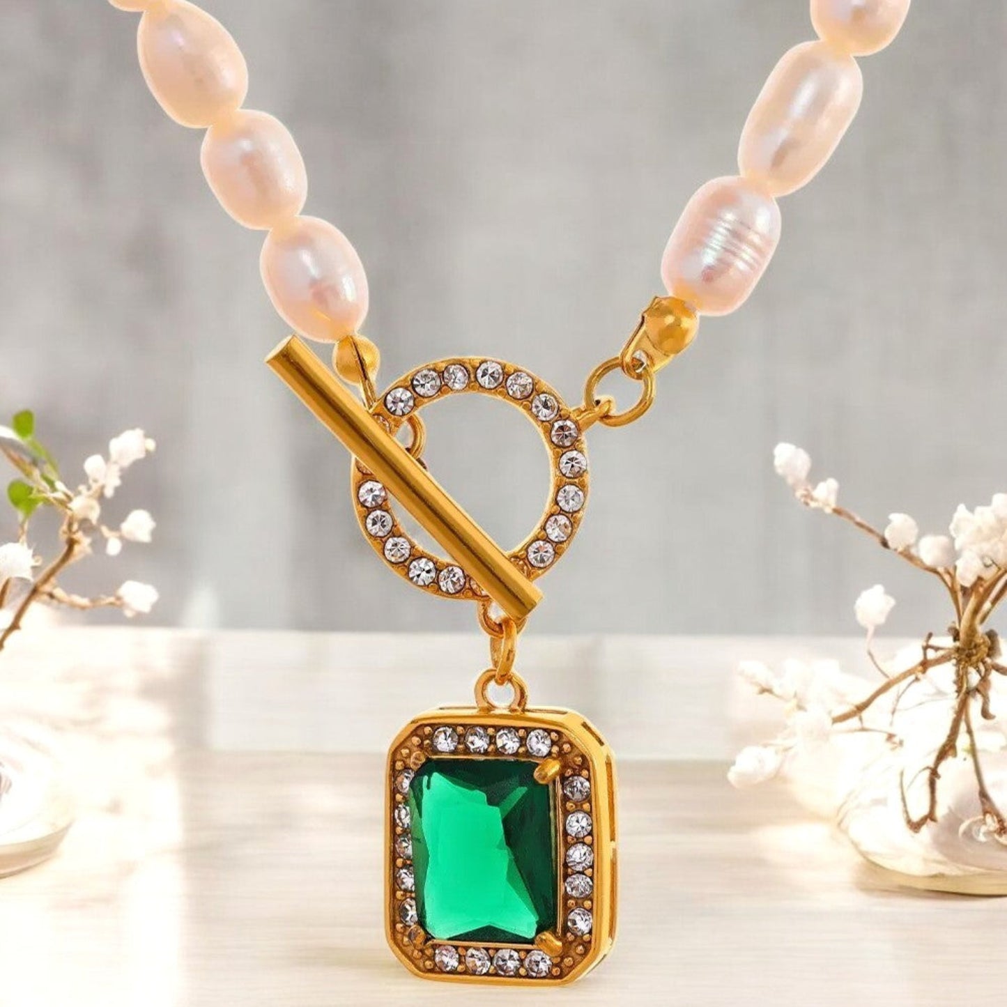 Square Green Gemstone Necklace with Pearls